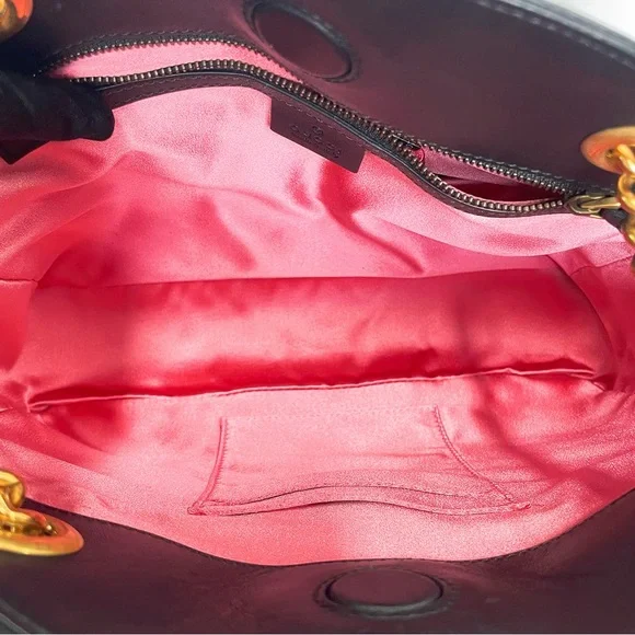 Gucci Black and White Chevron Quilted Leather Shoulder Bag - Picture 6 of 14